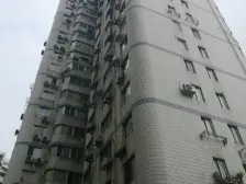 内环地铁口8/10号电梯三房!高绿化!质量过硬中间楼层