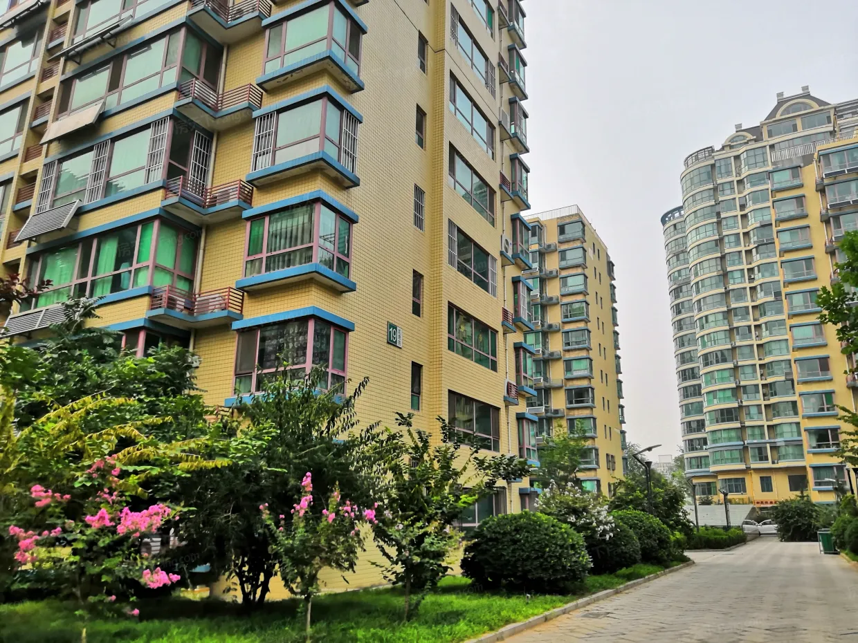 实景图-楼盘外观