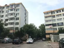 皇冠花园中区 3室1厅 南 北