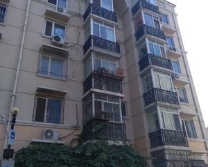 天通苑本四区双卫南北大两居精装修中间楼层仅契税