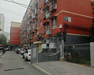 西城红莲北里双南两居中楼层满五年的公房税费少