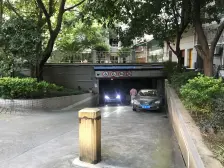 冉家坝 富悦大厦三房102万