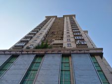 云河大厦新出低总价两室楼层采光好房东诚心卖