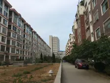 高区国际海水浴场,山大南蓝天广场住人的4楼,精装修