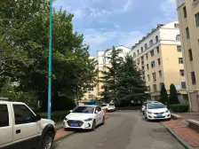 皇冠南区 多层三楼 西边户 房东诚心出售 价格美丽