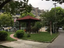 中间楼层一房 房东诚意出售 看房随时