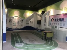 边户一楼带院,带地下室,带车位,共三层