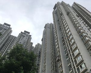 华西花园二期3室1厅西南