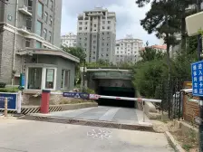 国际海水浴场南 青青小城110平中楼层精装修拎包入住