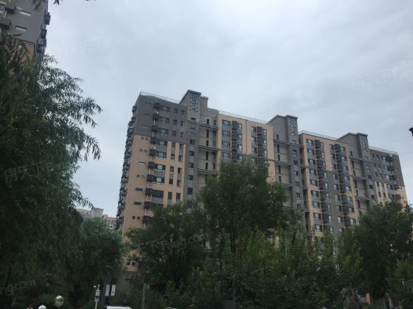 金隅七零九零实景图