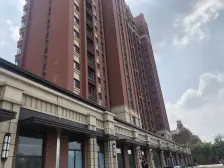 龙山希思庄园 5室2厅 南 北