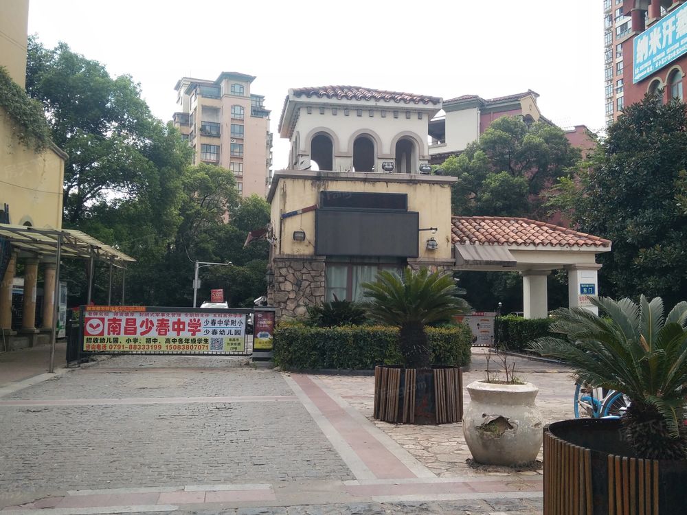 小区相关图