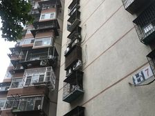 华威西里 精装修 96年钢混 优质两居室