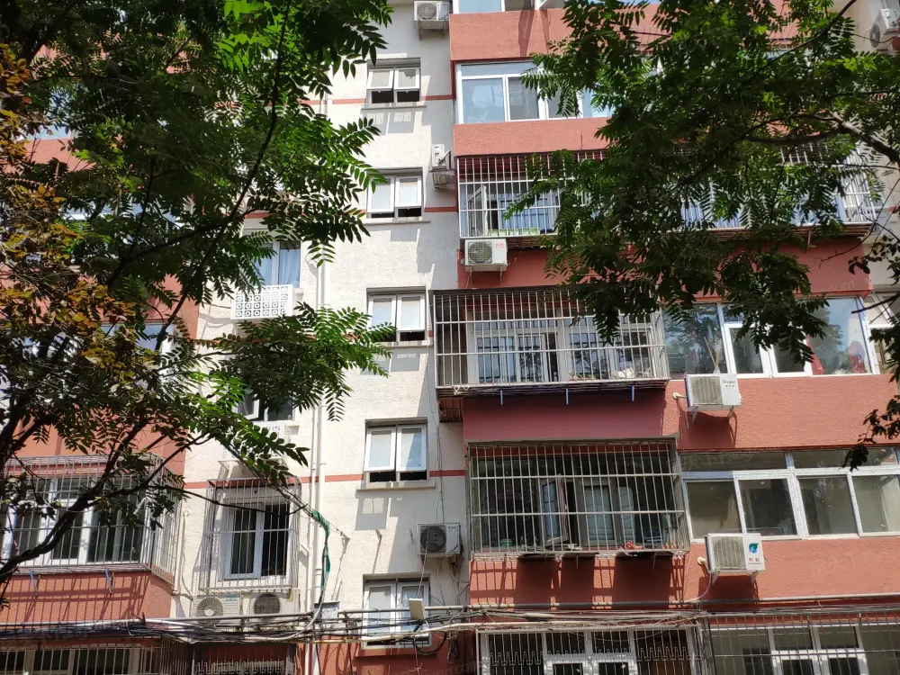 小区相关图