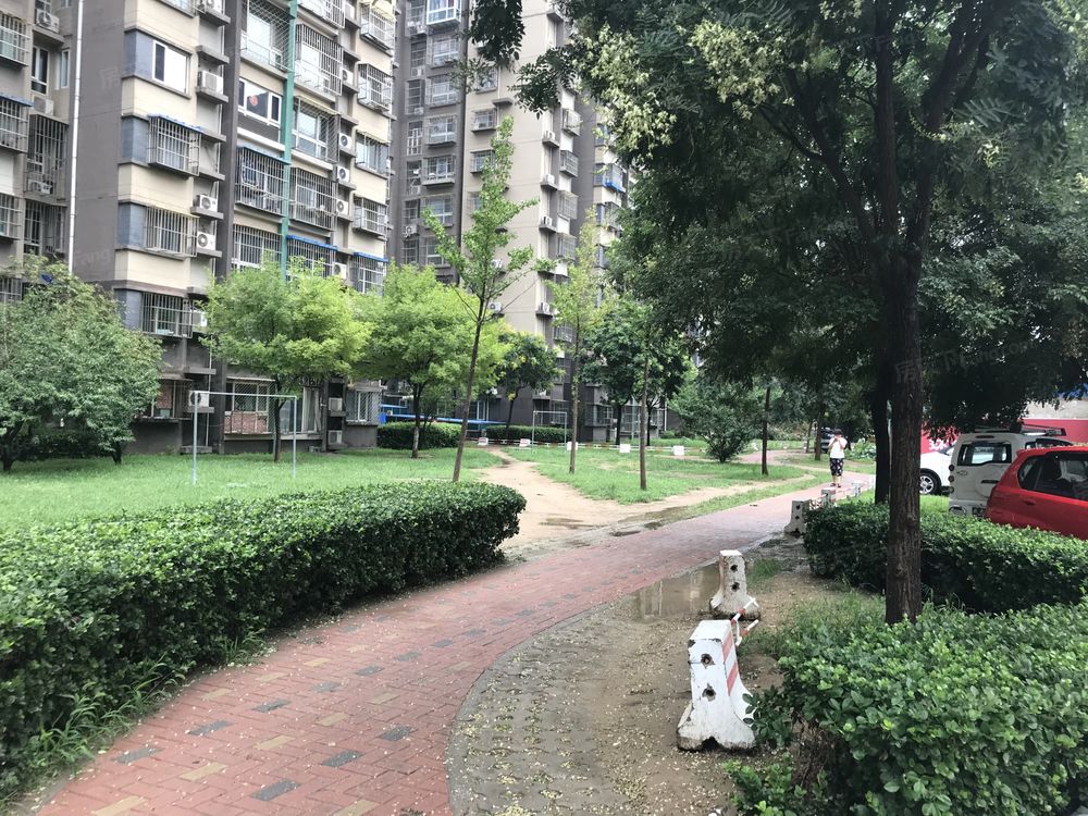 小区相关图