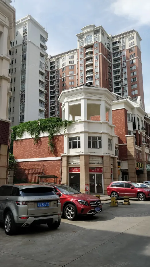 三正世纪豪门 外景图