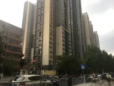 青年公园,急卖:怡丰新都汇,好楼层两室