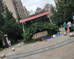 邑品天都1室1厅东南