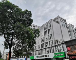 空港上辰3室1厅西南东南东南