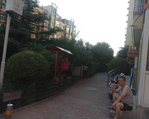 阁外山水1室0厅东西