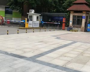 时代锦翠4室2厅西北