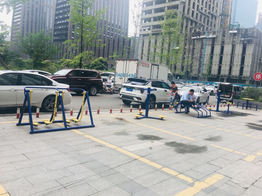 小区相关图