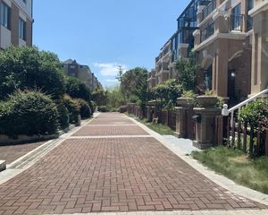 滨海都市花园3室2厅南