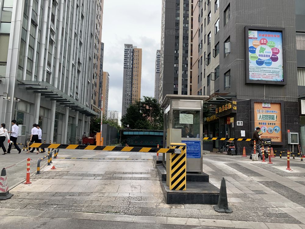 小区相关图