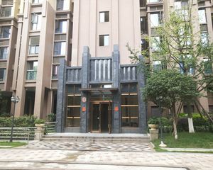 银海中心2室1厅西西南
