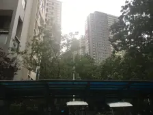 公园旁双气带电梯2室1厅房东诚售