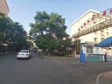 此房满五彩光好小区环境好交通便利