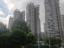 千禧河畔B区4室1厅东南