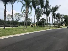 蓝光观岭国际社区翡翠湾 4室2厅 南