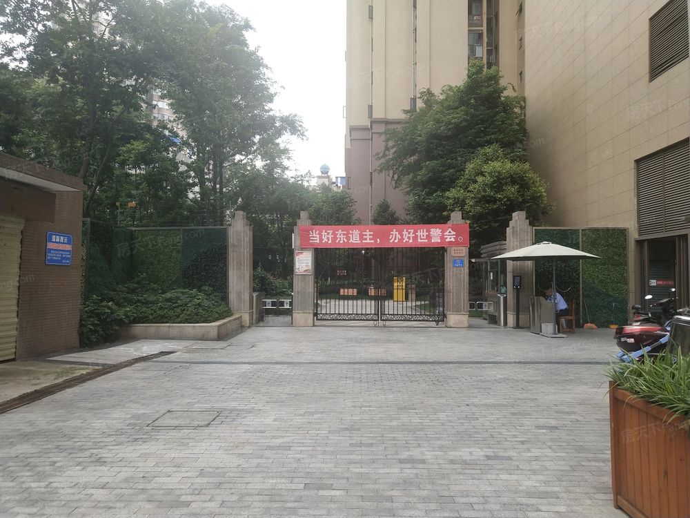 小区相关图