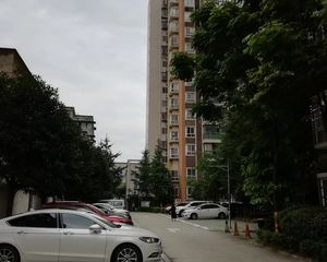 丰和日丽3室1厅北