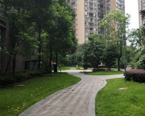 缤纷翠微湖3室1厅南