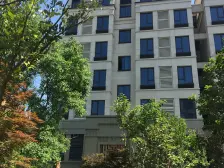 地铁交通方便、精装含车位、中区楼层位置好、人车分流