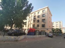 百兴小区 一机三 二机二 公摊小 采光好