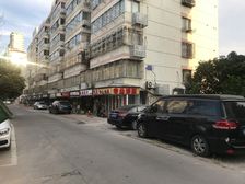 楼层高层,视野宽阔,采光充足,交通便利