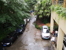 人和轻轨大三房,交通便利,生活配套齐全