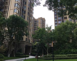 保利梧桐语 3室2厅 东北