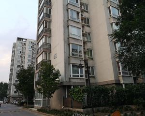 汇鸿家园2室1厅南北
