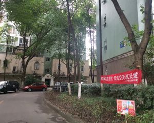 美洲花园二期2室1厅东南