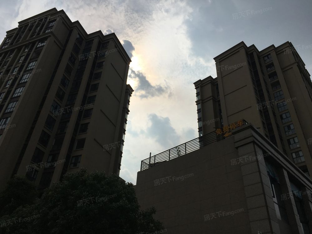 小区相关图