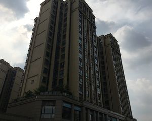 保利梧桐语3室1厅东南
