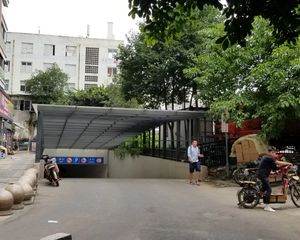 九峰国际2室2厅西北