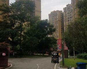 开元国际3室1厅东南