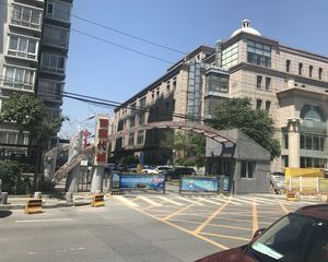 西现代城1室0厅北