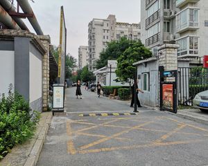 汇鸿家园2室1厅南西