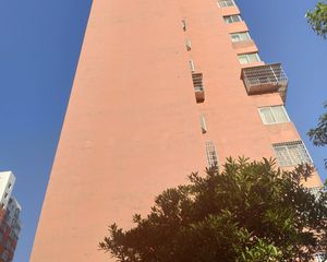 友谊路地铁口联通单位大四房、视野好、诚心出售!